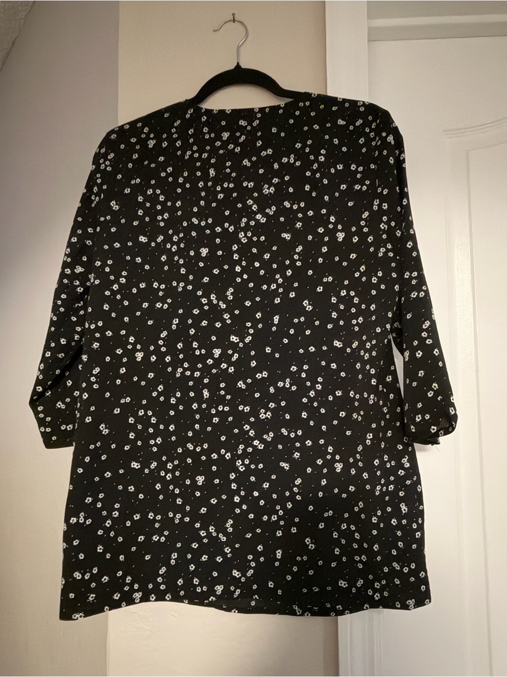 croft & barrow Black Mini Floral Long Sleeve Dress